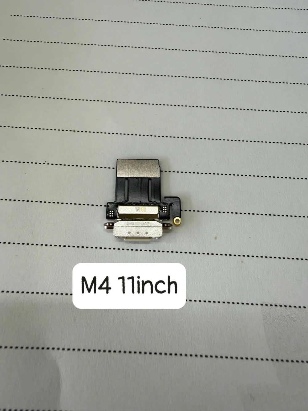 📌 Chân Sạc iPad Pro M4 13 inch (2024) – Model A2924, A2925